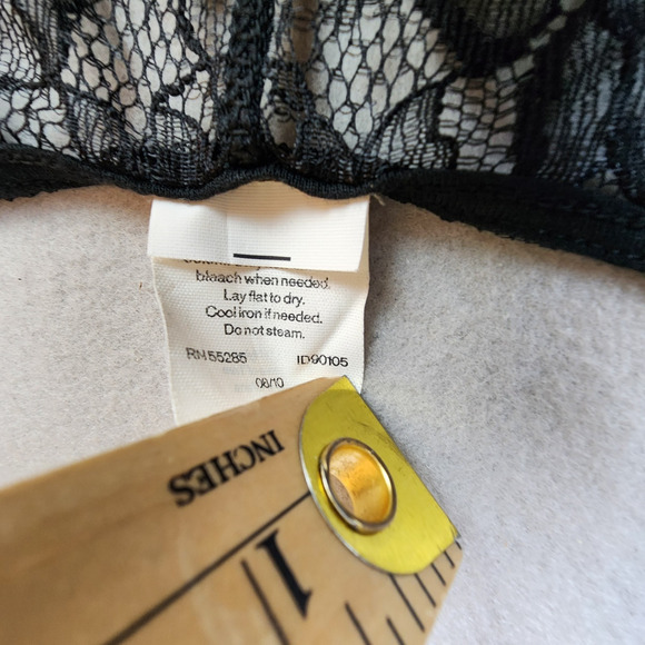 Express Black Lace See-Through Tank-Top Medium - Picture 9 of 9